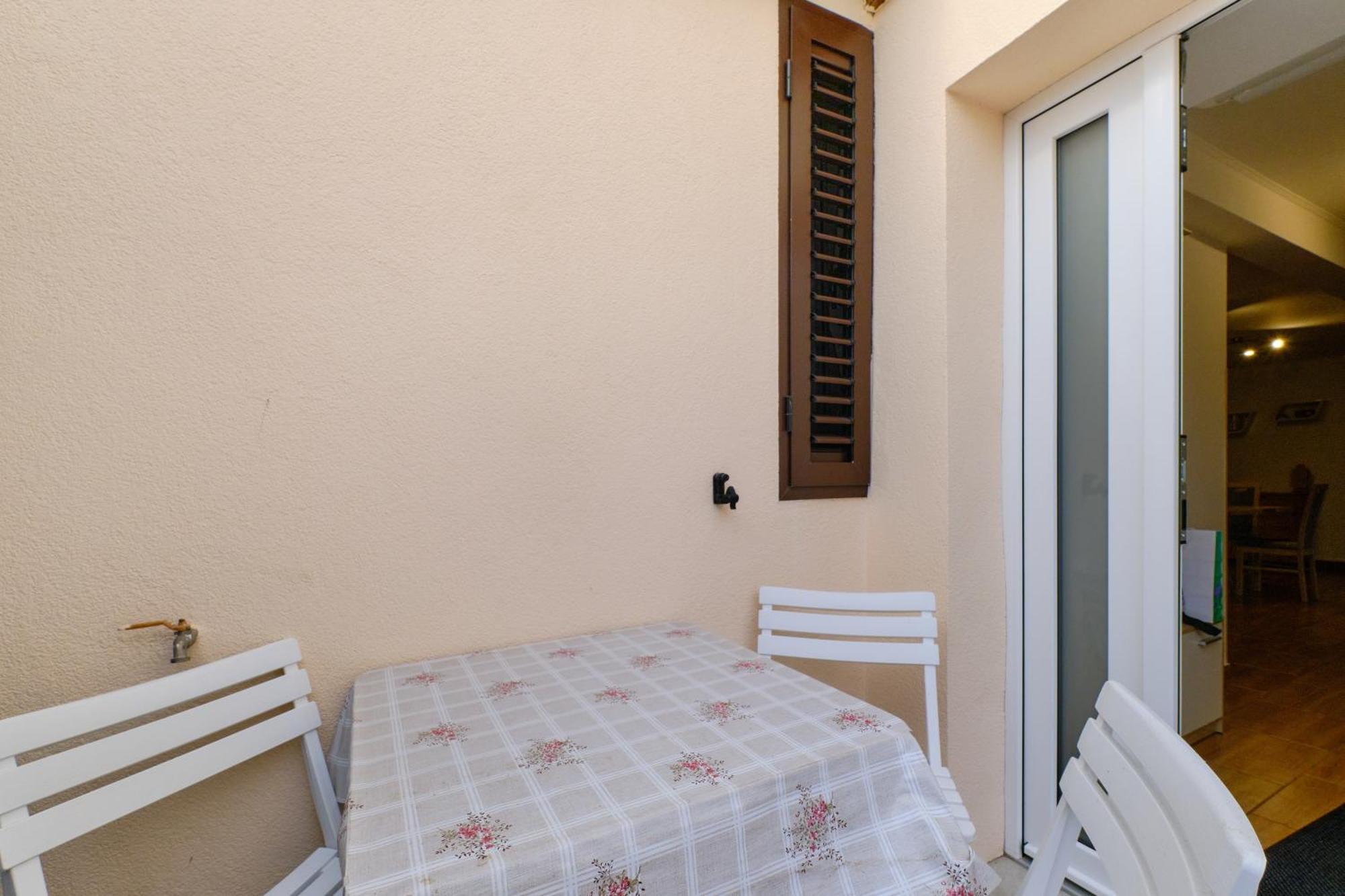 Apartments Antonella Veli Lošinj Exterior foto