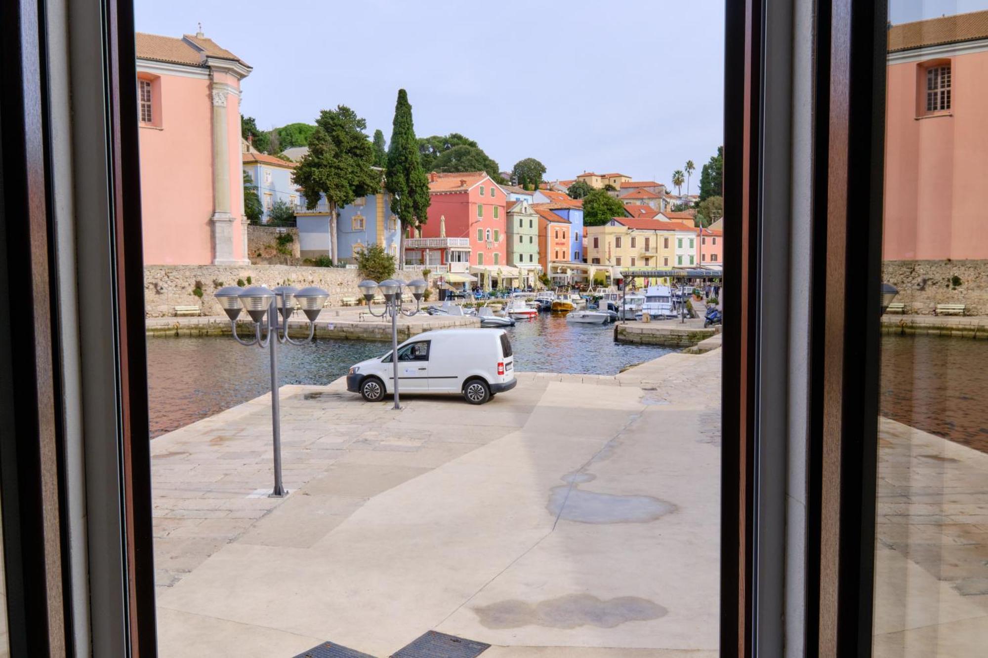Apartments Antonella Veli Lošinj Exterior foto
