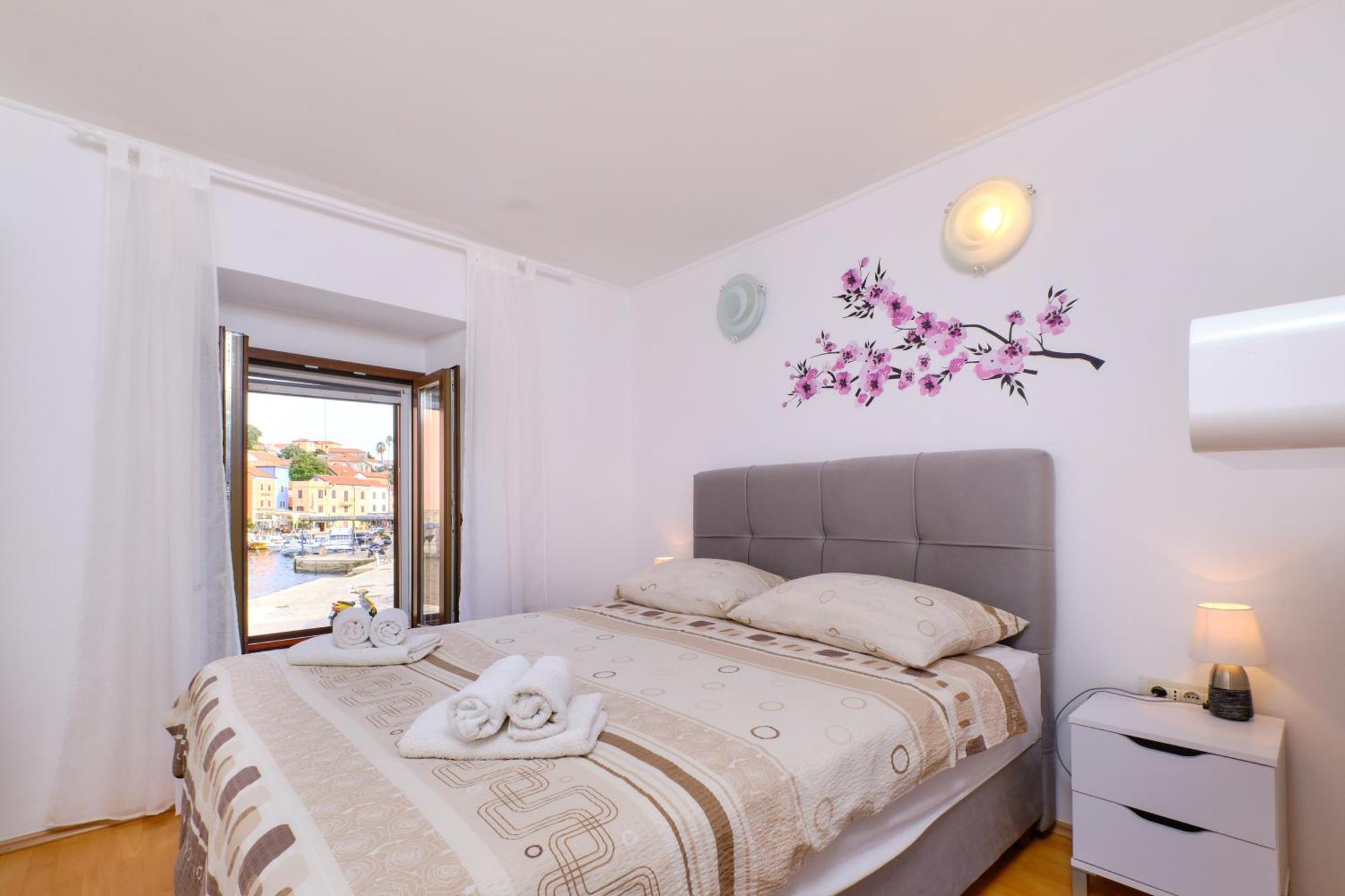 Apartments Antonella Veli Lošinj Exterior foto